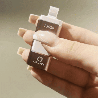 SnapStick™ Mobile Storage